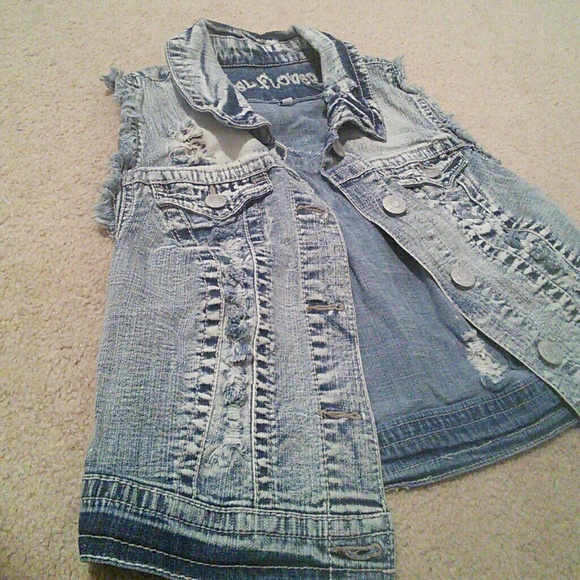 Jean jacket - Picture 2 of 4